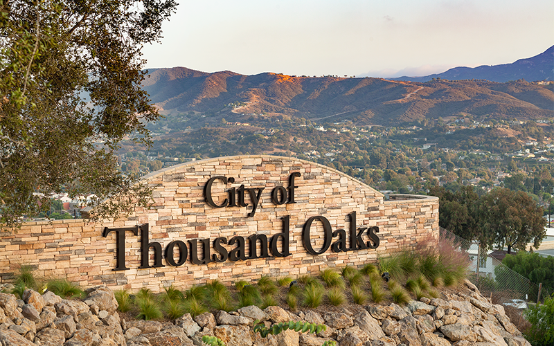 Thousand Oaks, Moving to Los Angeles
